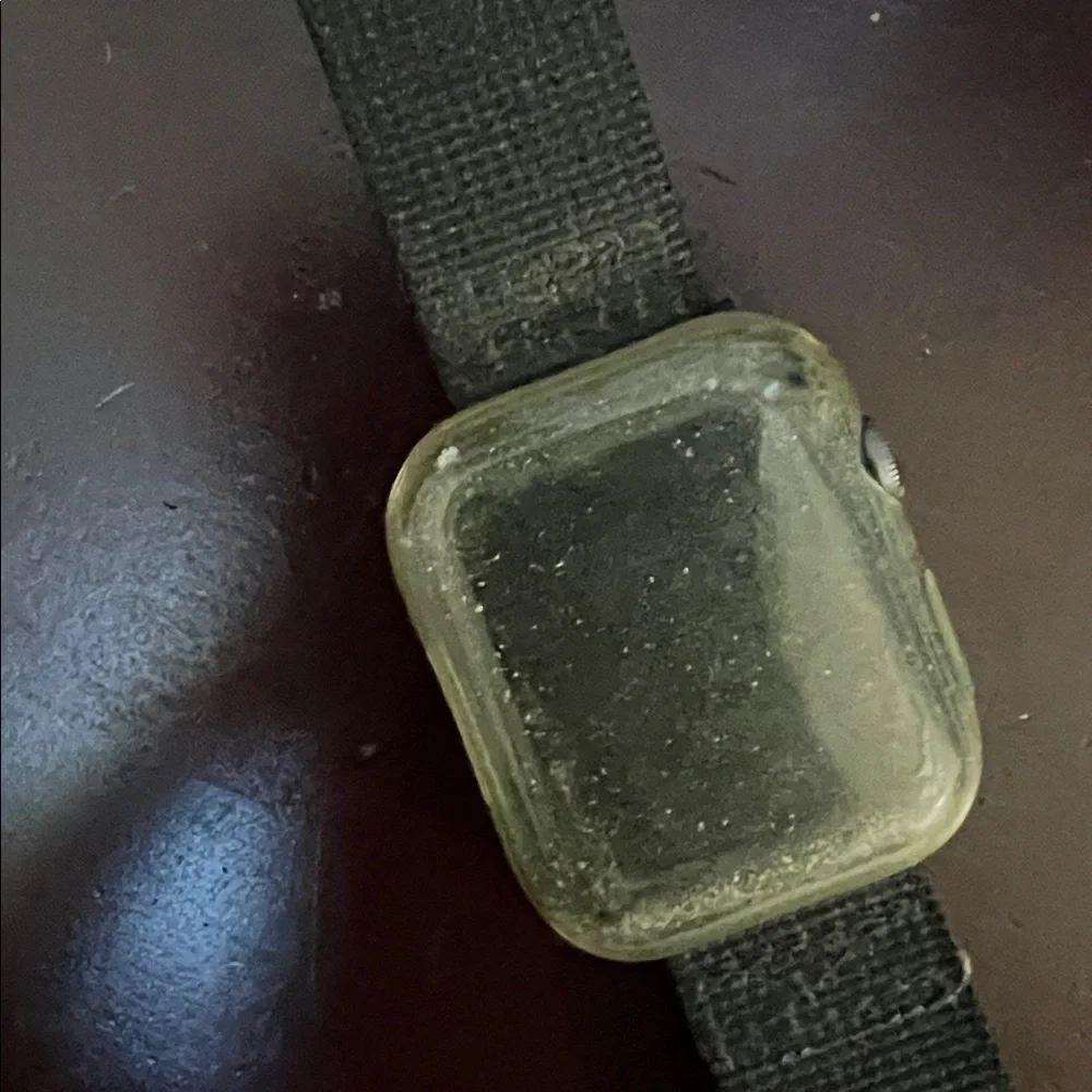 Apple gently used